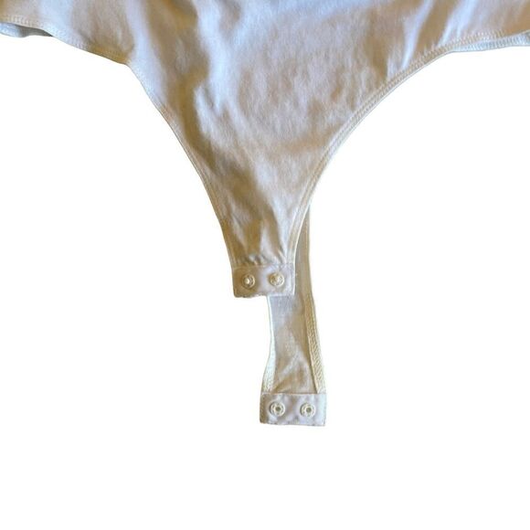 NWOT ASOS White Bodysuit Shirt - Picture 3 of 9